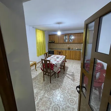 Castle Center Berat
